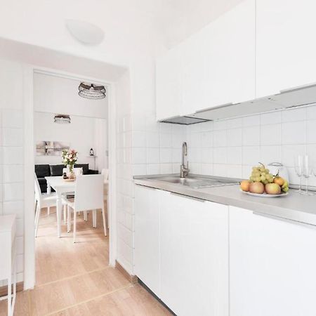 Apartment By The Colosseum - White Chic Flats 罗马 外观 照片