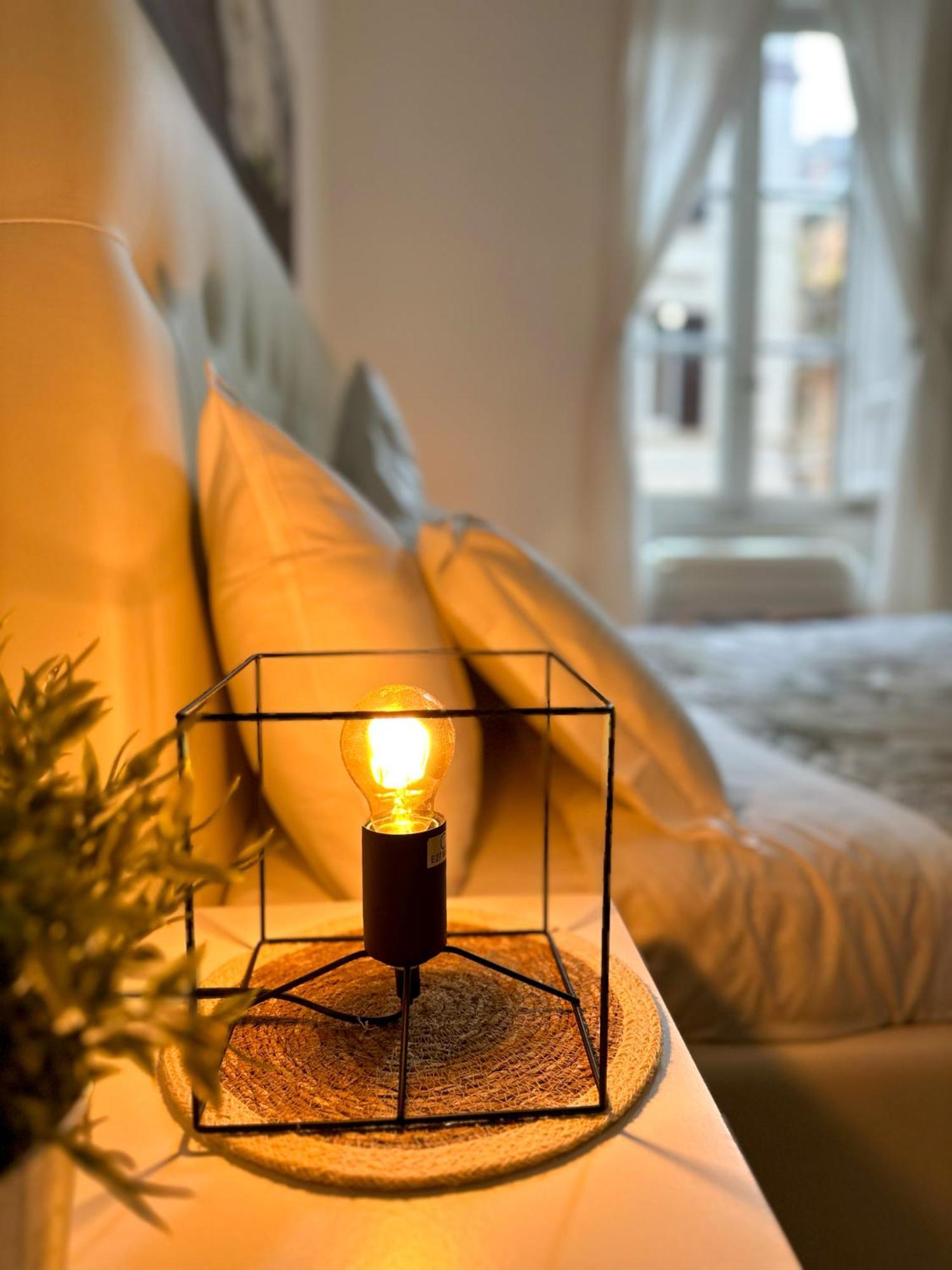 Apartment By The Colosseum - White Chic Flats 罗马 外观 照片